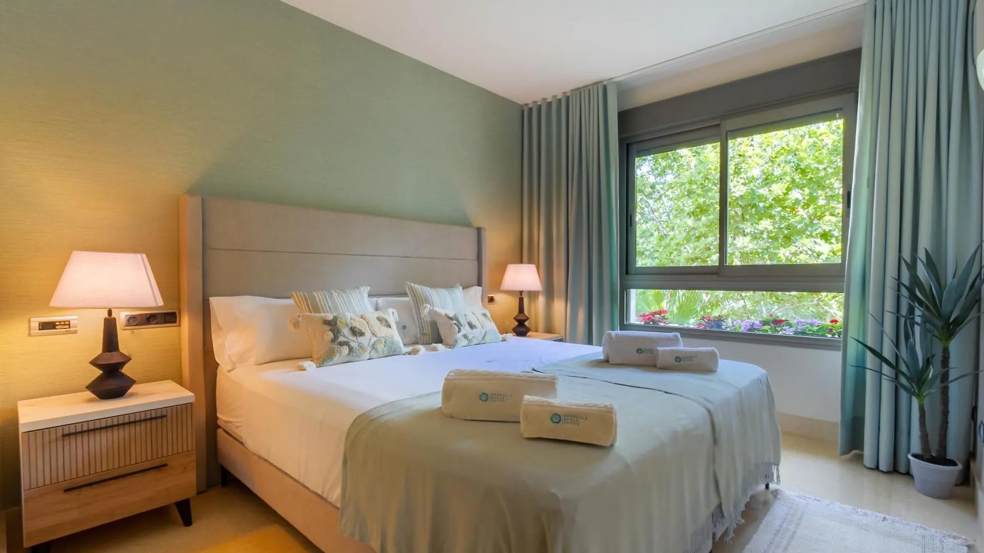 Marbella Banus Suites - Golden Mile Jardines Del Principe 1 Španělsko