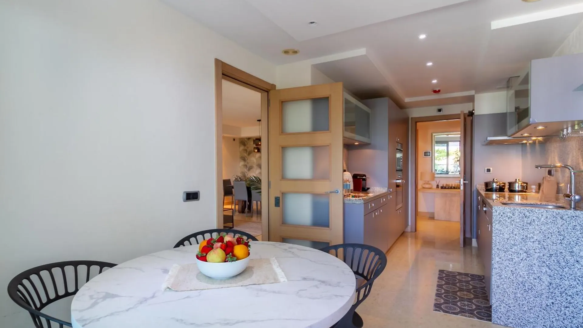 Marbella Banus Suites - Golden Mile Jardines Del Principe 1 Španělsko
